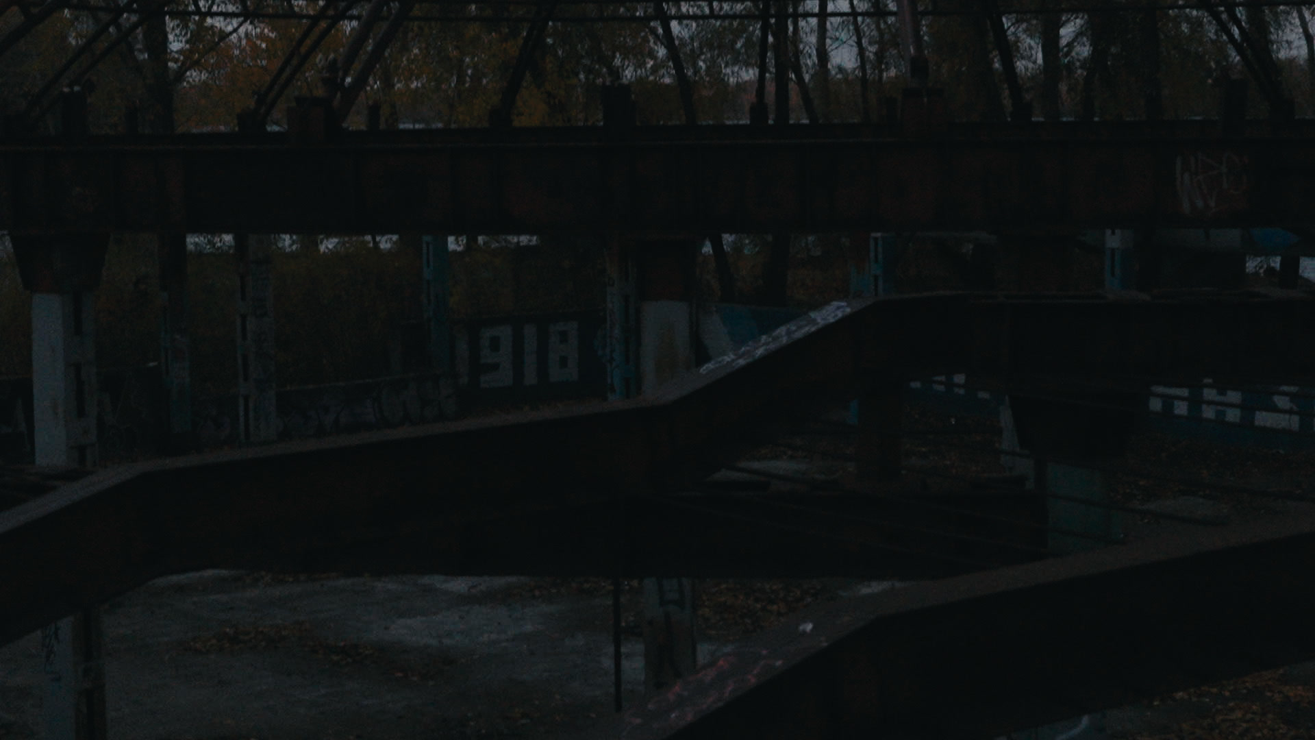 Keyframe: ZV-E1 20251101_0536